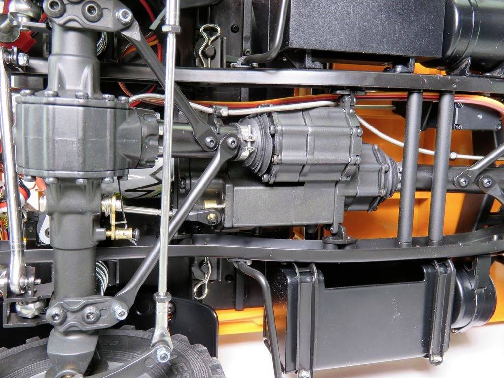 Thicon Models 21015 UM406 1:10 Elektro RC Modell-LKW Bausatz