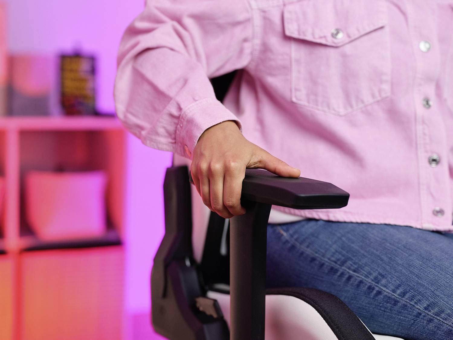 Trust GXT714 RUYA Gaming-Stuhl Schwarz/Weiß