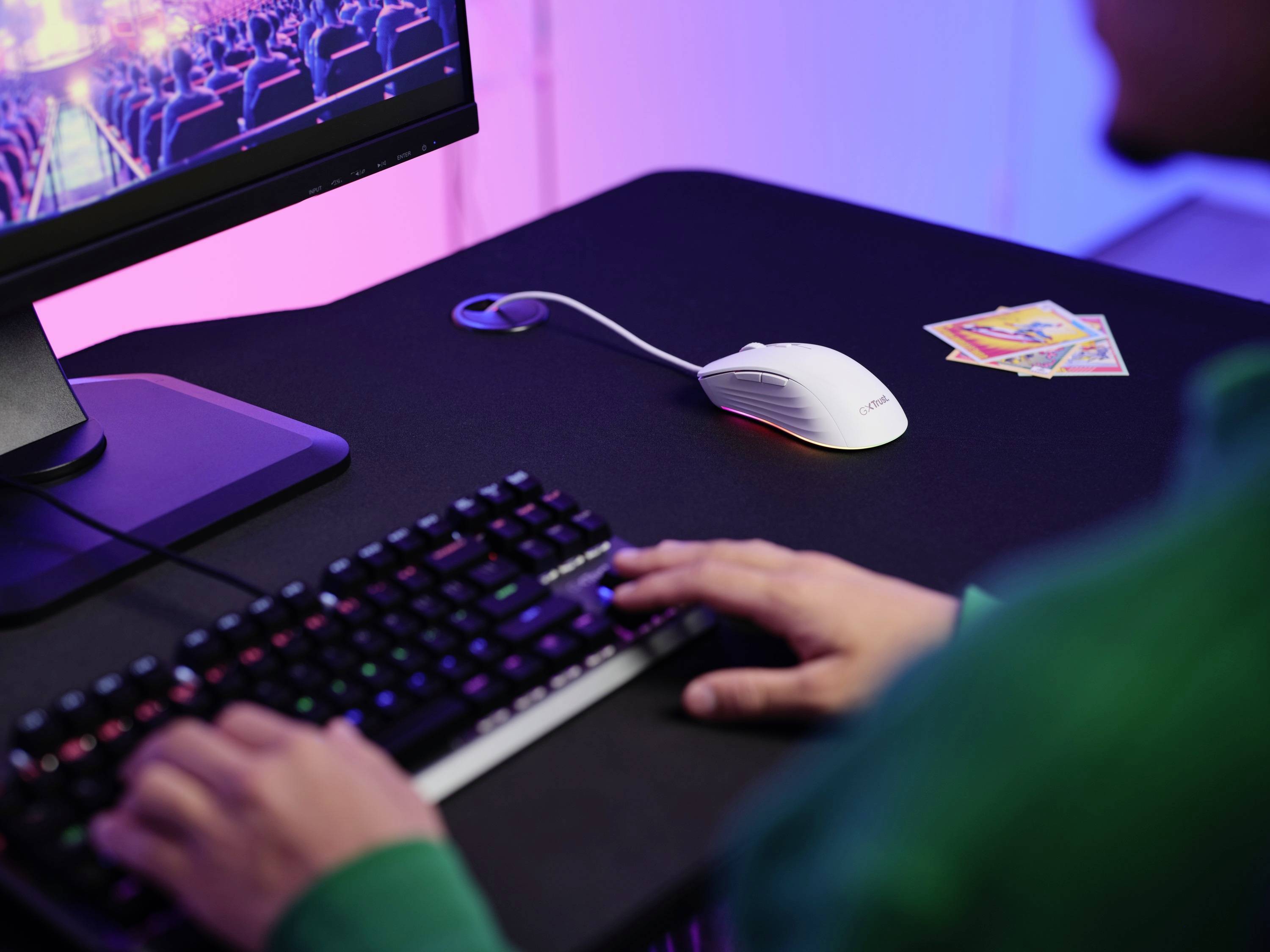 Trust GXT924W YBAR+ Gaming-Maus Kabelgebunden Optisch Weiß 6 Tasten 25600 dpi Beleuchtet