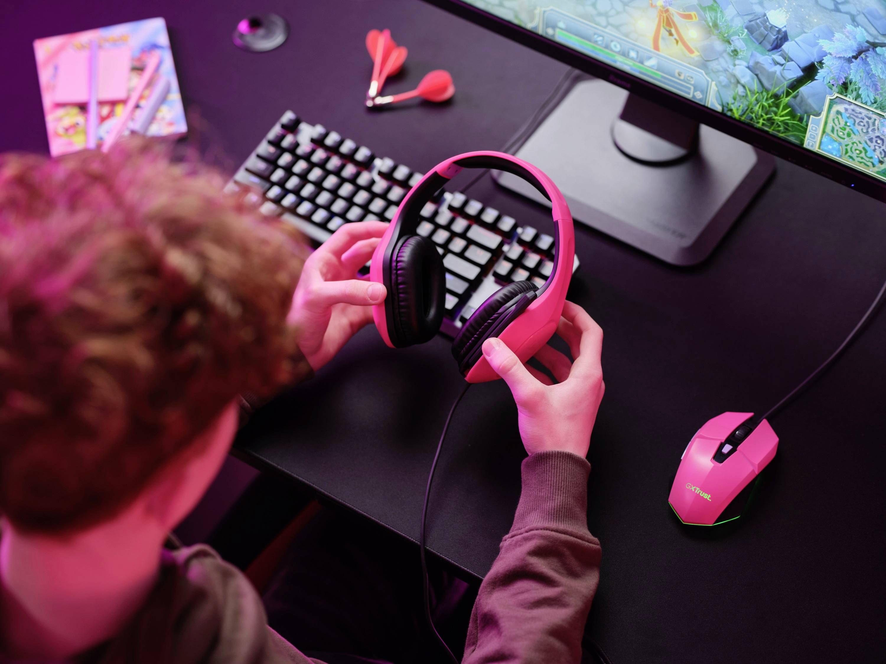 Trust GXT415P ZIROX Over Ear Headset kabelgebunden Stereo Pink Gaming