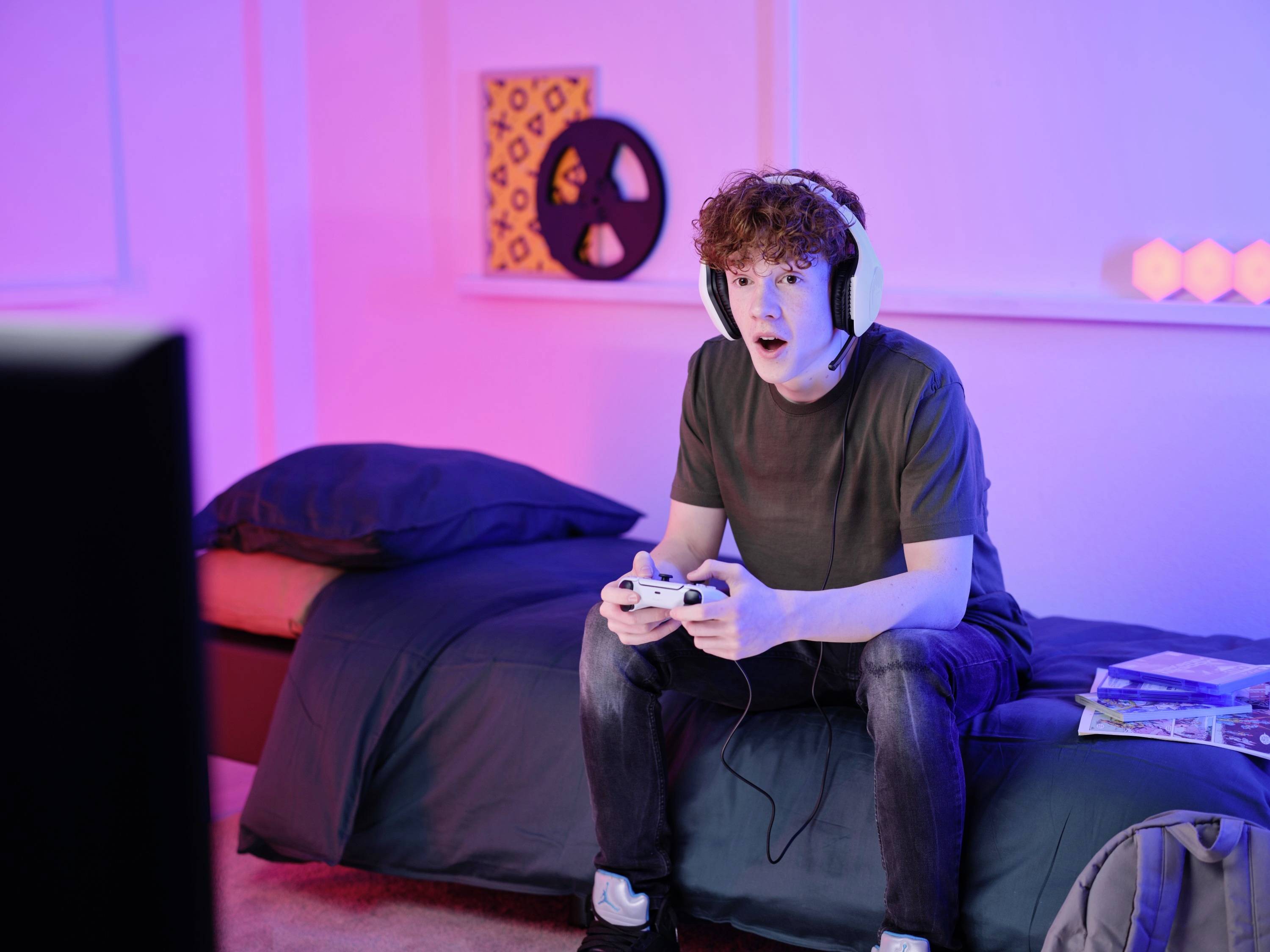 Trust GXT415W ZIROX Over Ear Headset kabelgebunden Stereo Weiß Gaming