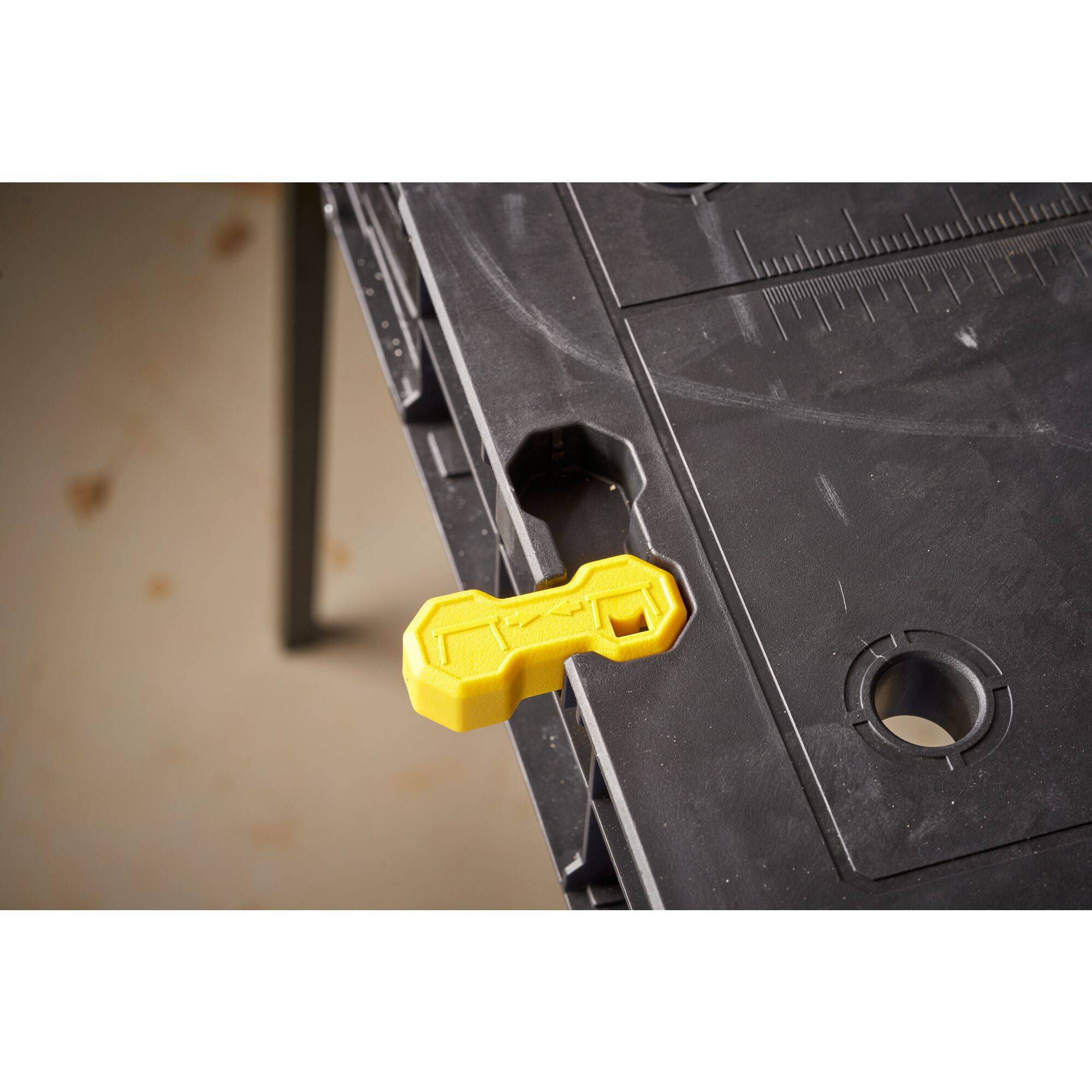 STANLEY STST83492-1 Werkbank (B x H x T) 30.4 x 16.1 x 84.8 cm