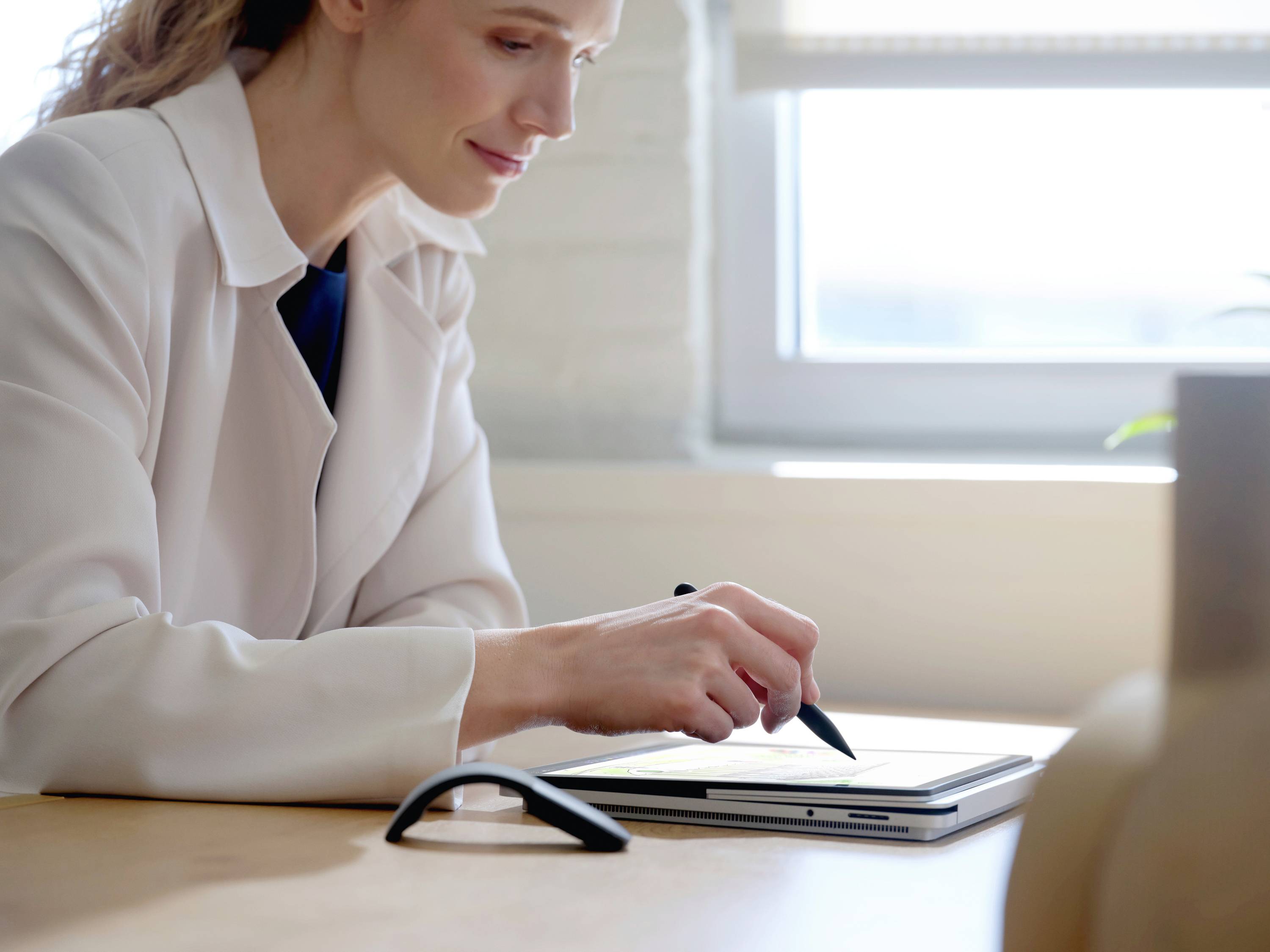 Microsoft Surface Slim Pen2 Touchpen Radiergummi-Taste Schwarz