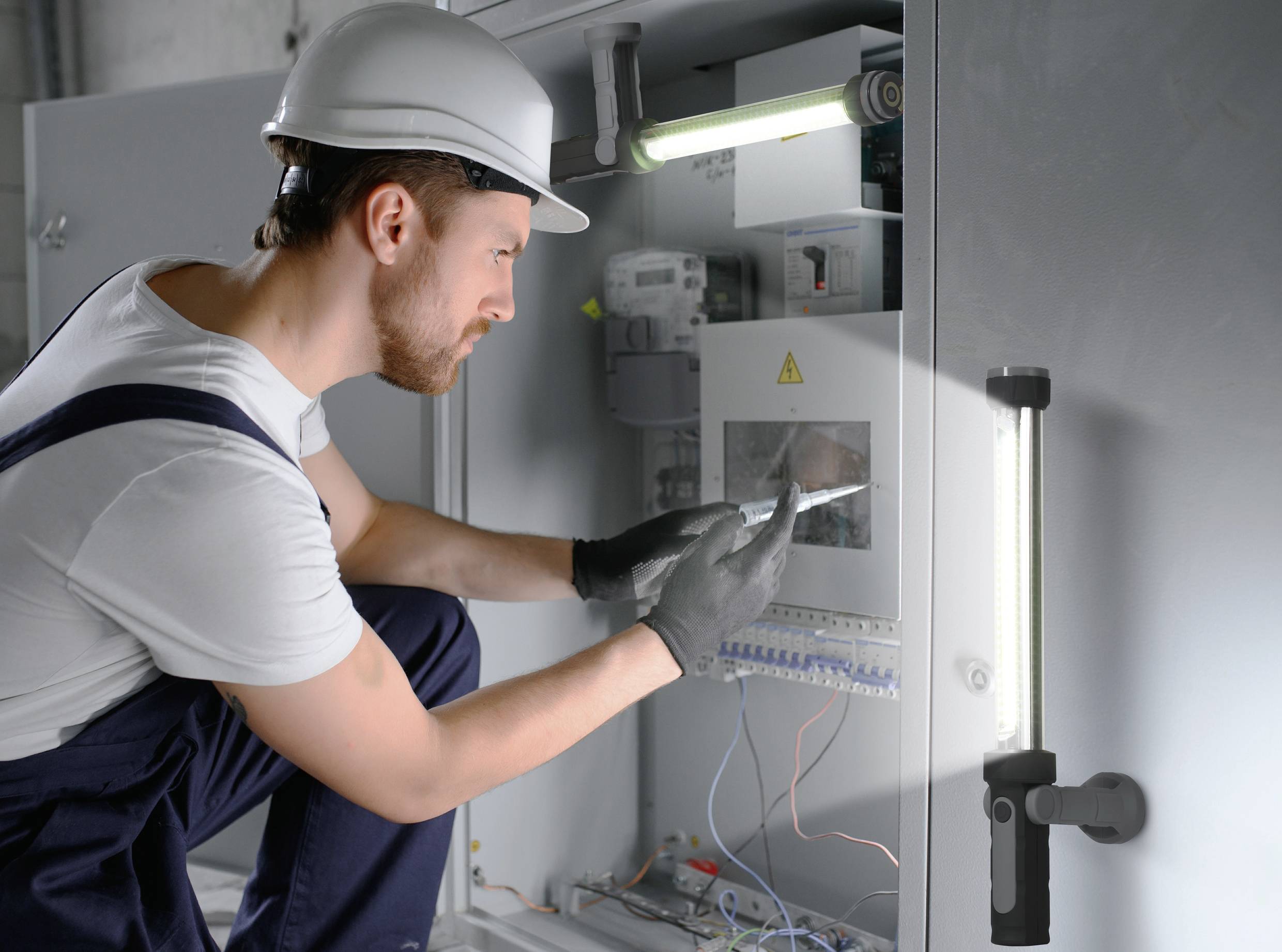 TOOLCRAFT TO-5101020 Arbeitsleuchte akkubetrieben 5W 2 x 500lm