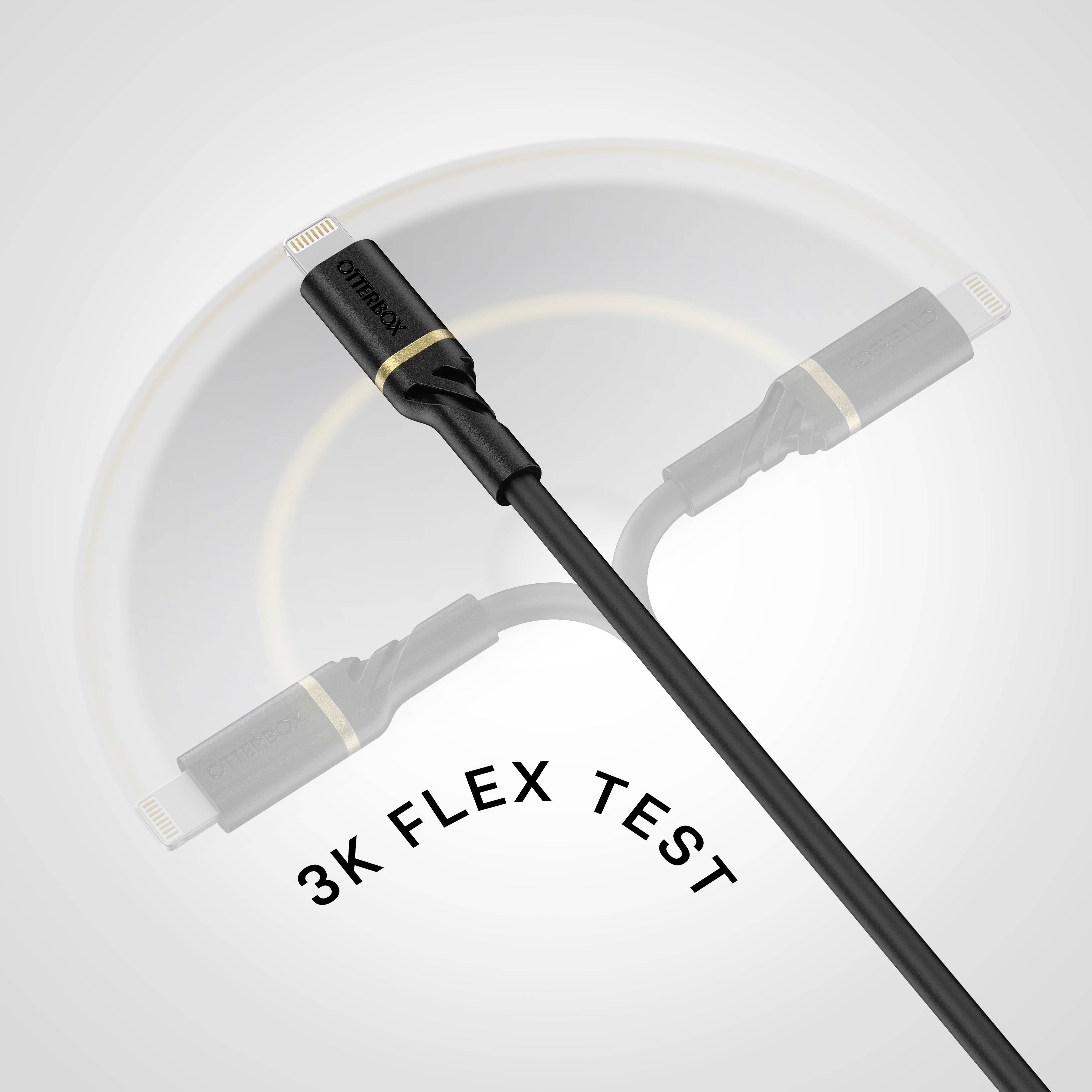 Ein schwarzes Ladegerät-Kabel in Biegung, weist auf Haltbarkeit hin, Text '3K Flex Test' darauf. Gezeigt auf grauem Hintergrund.