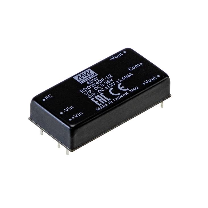 Schwarzer DC-DC-Wandler mit der Aufschrift 'RD-05-12 DC 5V / +/-12V', Eingangs- und Ausgangspins an den Seiten.