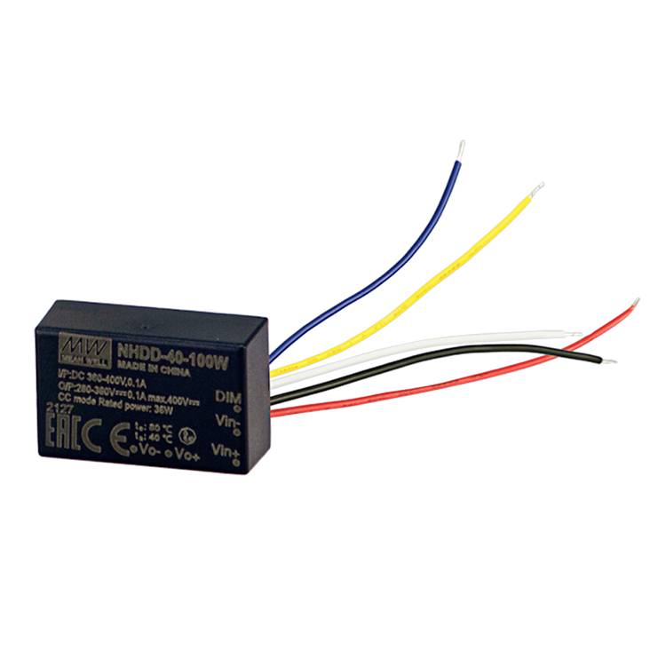 Elektronisches Gerät mit schwarzem Gehäuse und mehreren farbigen Kabeln. Beschriftung zeigt Modellnummer 'NHDD-60-100W' und technische Details.