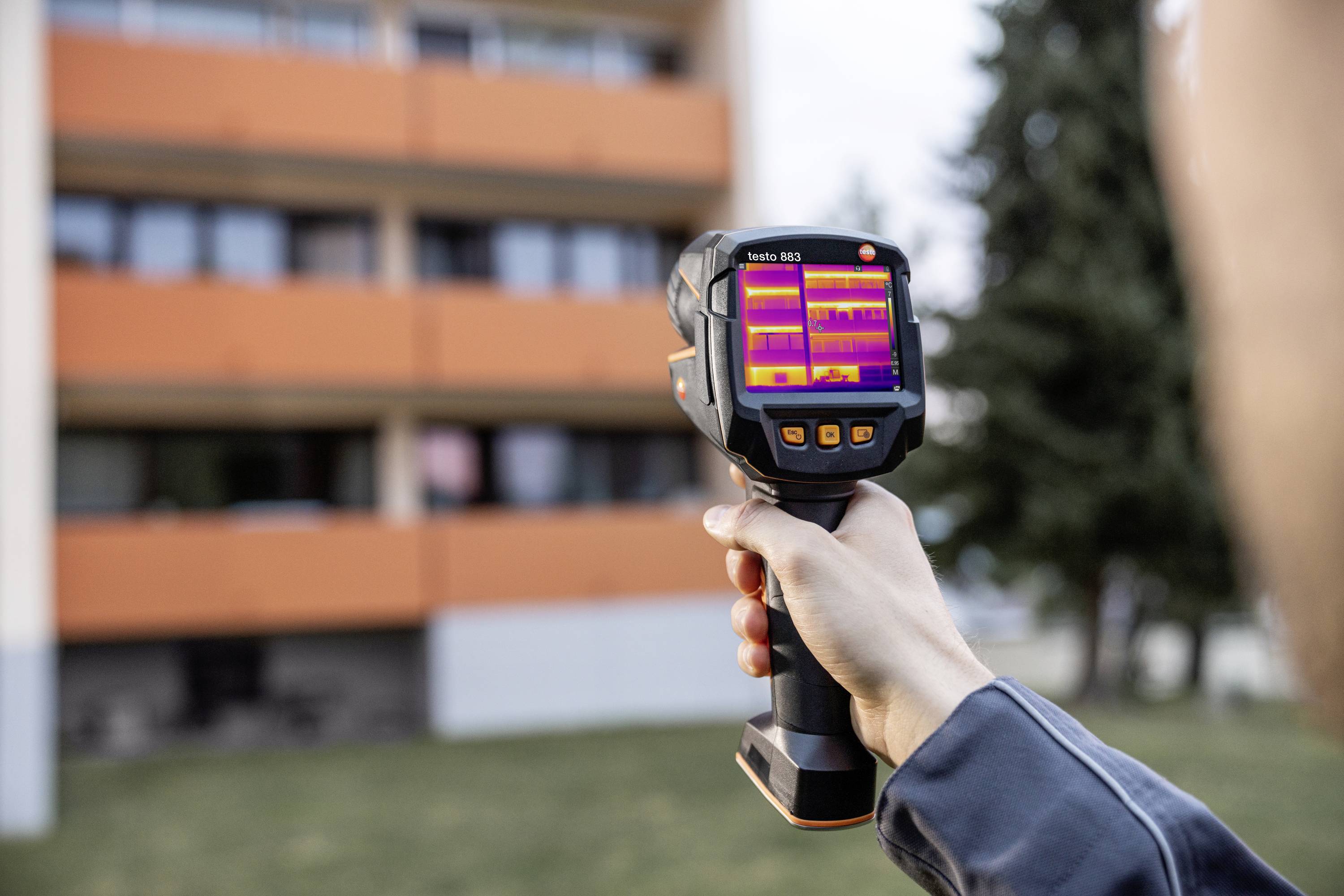 Testo 883-2 Wärmebildkamera -30 bis 650°C 27Hz WiFi, Touchscreen