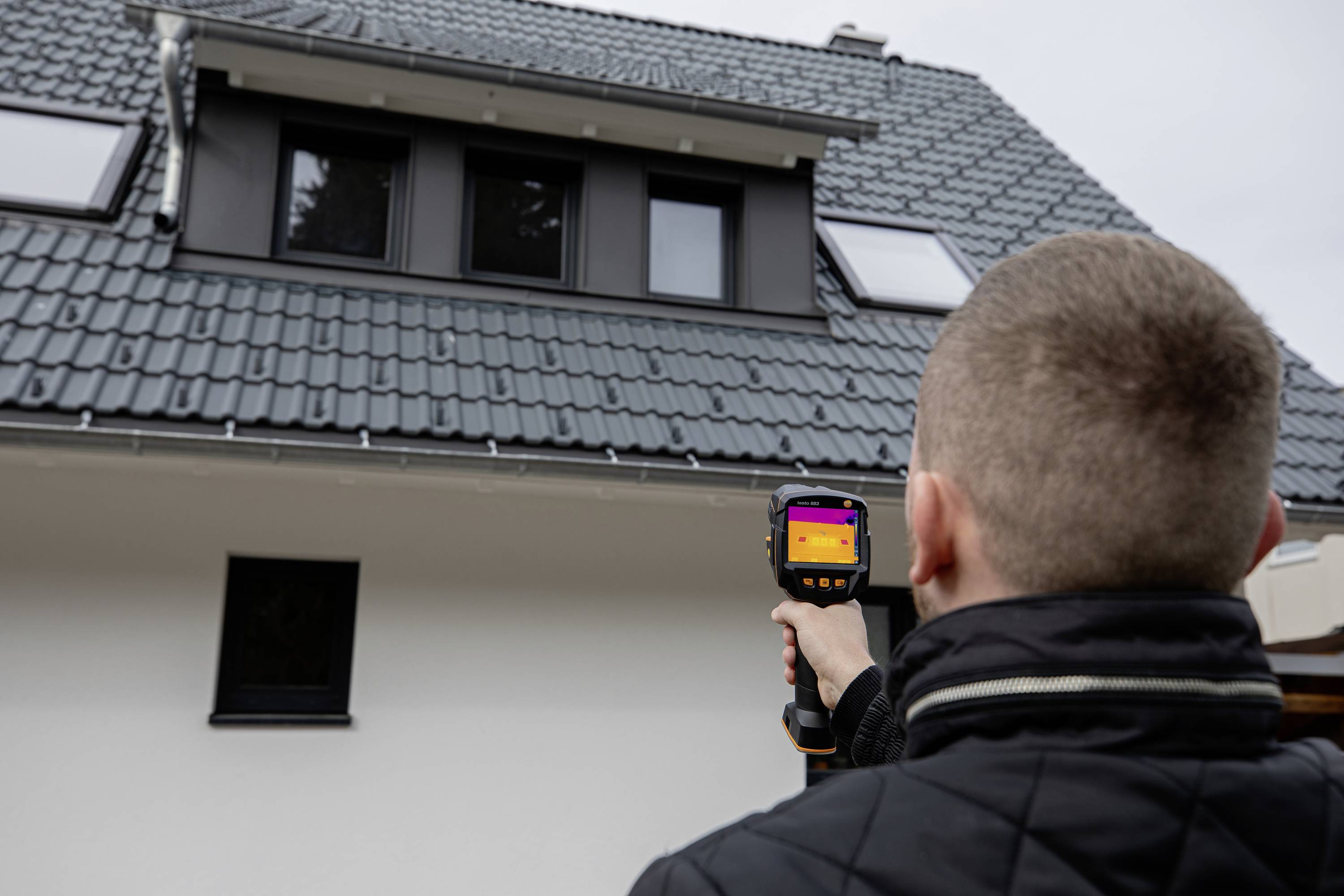 Testo 883-2 Wärmebildkamera -30 bis 650°C 27Hz WiFi, Touchscreen