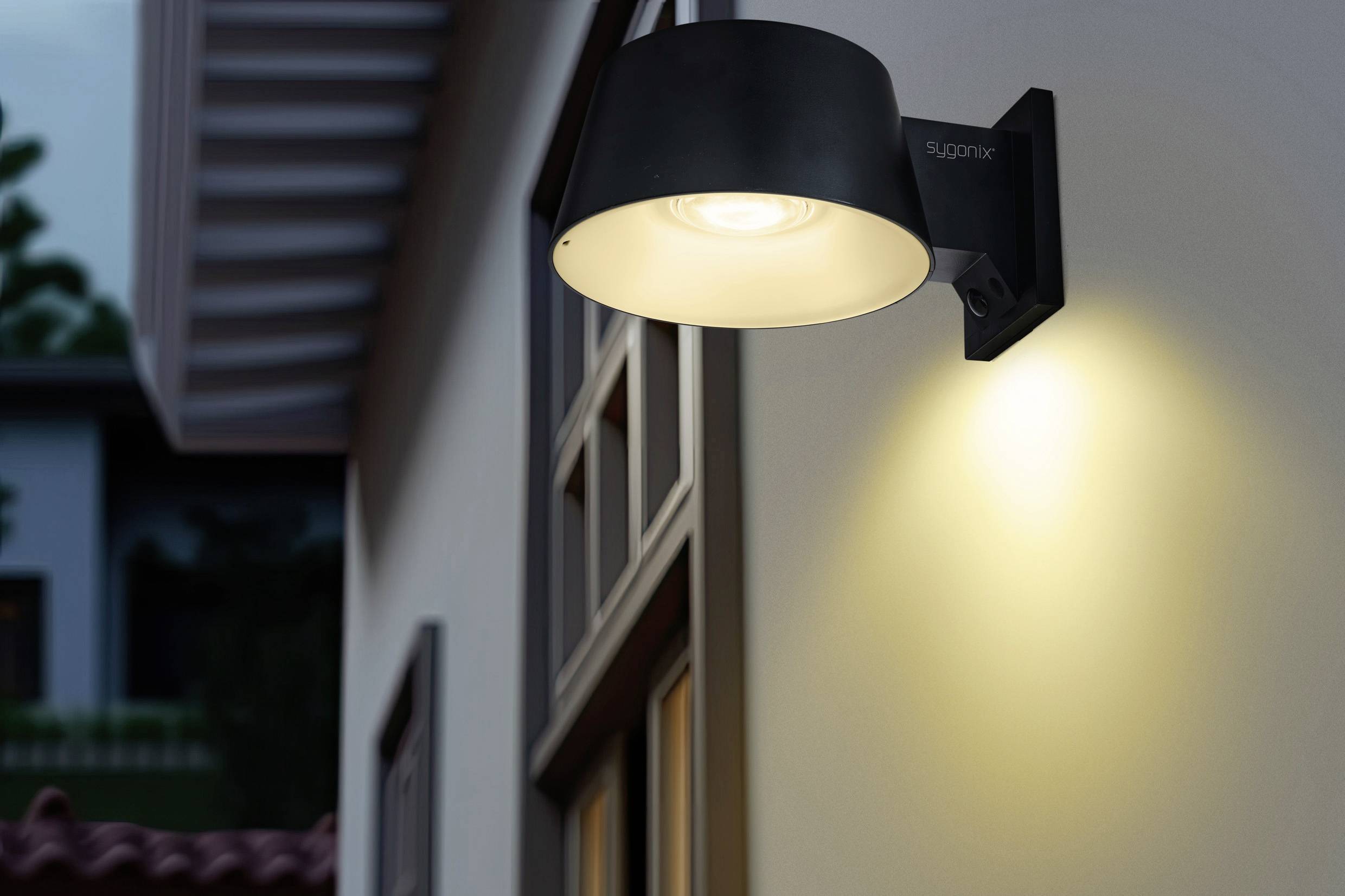 Sygonix SY-5801972 Solar-Außenwandleuchte mit Bewegungsmelder LED LED fest eingebaut 10W Anthrazit-Grau