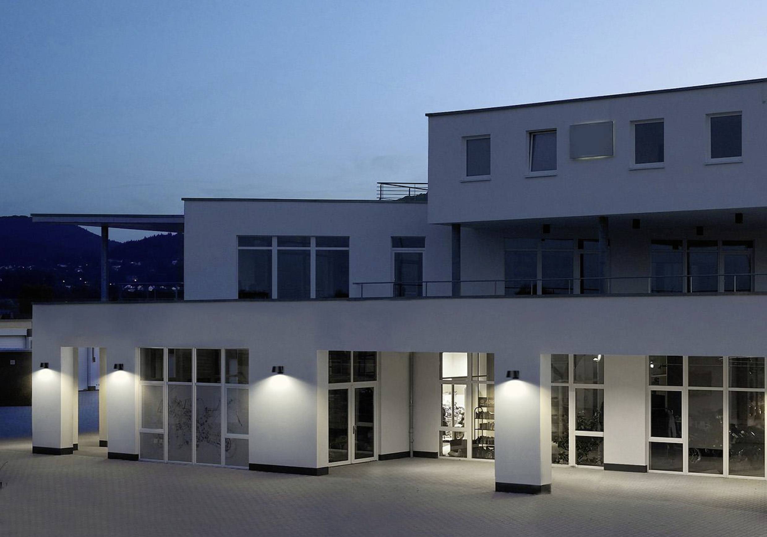 Sygonix SY-5801972 Solar-Außenwandleuchte mit Bewegungsmelder LED LED fest eingebaut 10W Anthrazit-Grau