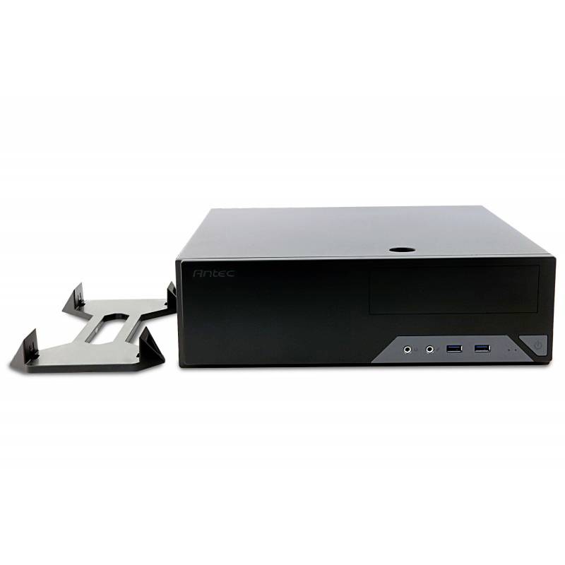 Schwarzes Desktop-Mini-PC-Gehäuse mit flachem Design, zwei USB-Anschlüssen und einem CD-Laufwerksschacht auf der Vorderseite.
