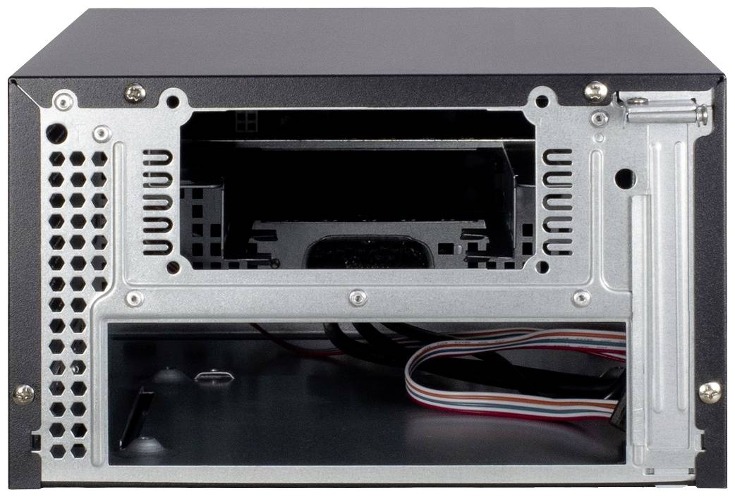 Rückansicht eines Computergehäuses mit offenen Steckplätzen und sichtbaren Kabeln im Inneren.