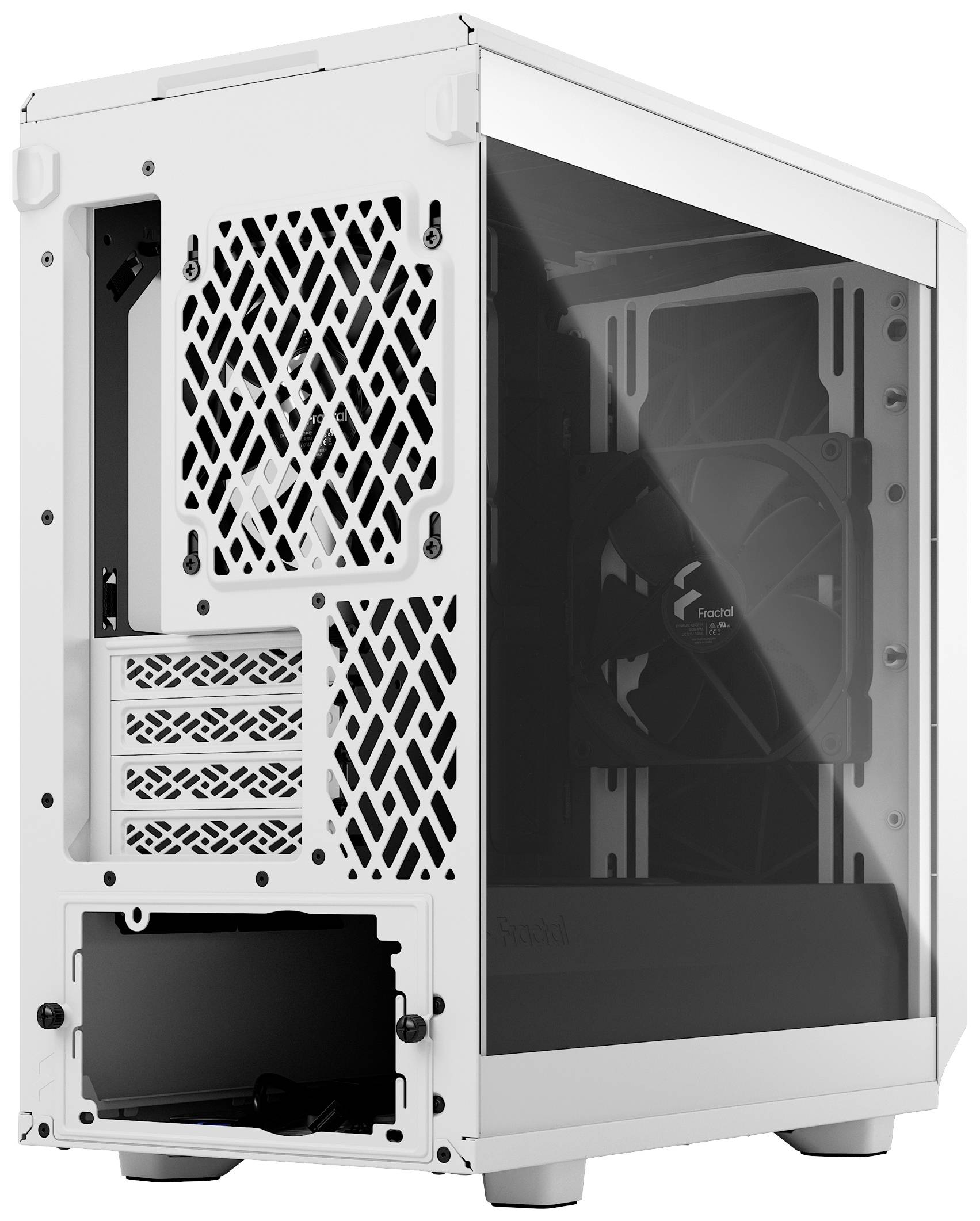 Weißes Computergehäuse mit Glasfenster auf der Seite, Lüfter und mehrere Steckplatzöffnungen sichtbar. Kein eingebautes Zubehör.