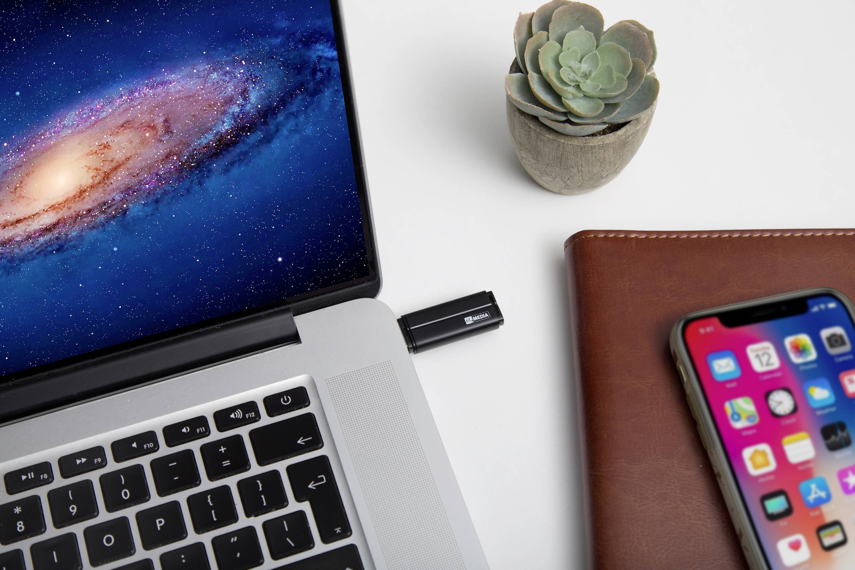 MyMEDIA My USB 2.0 Drive 8GB USB-Stick 8GB Schwarz 69260 USB-A (USB 2.0)