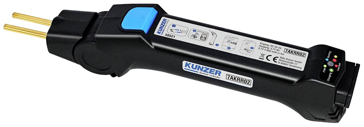 Ein elektronisches Prüfgerät mit schwarzem Gehäuse und blauer Taste, zwei Messspitzen, LED-Anzeigen und Herstelleraufdruck.