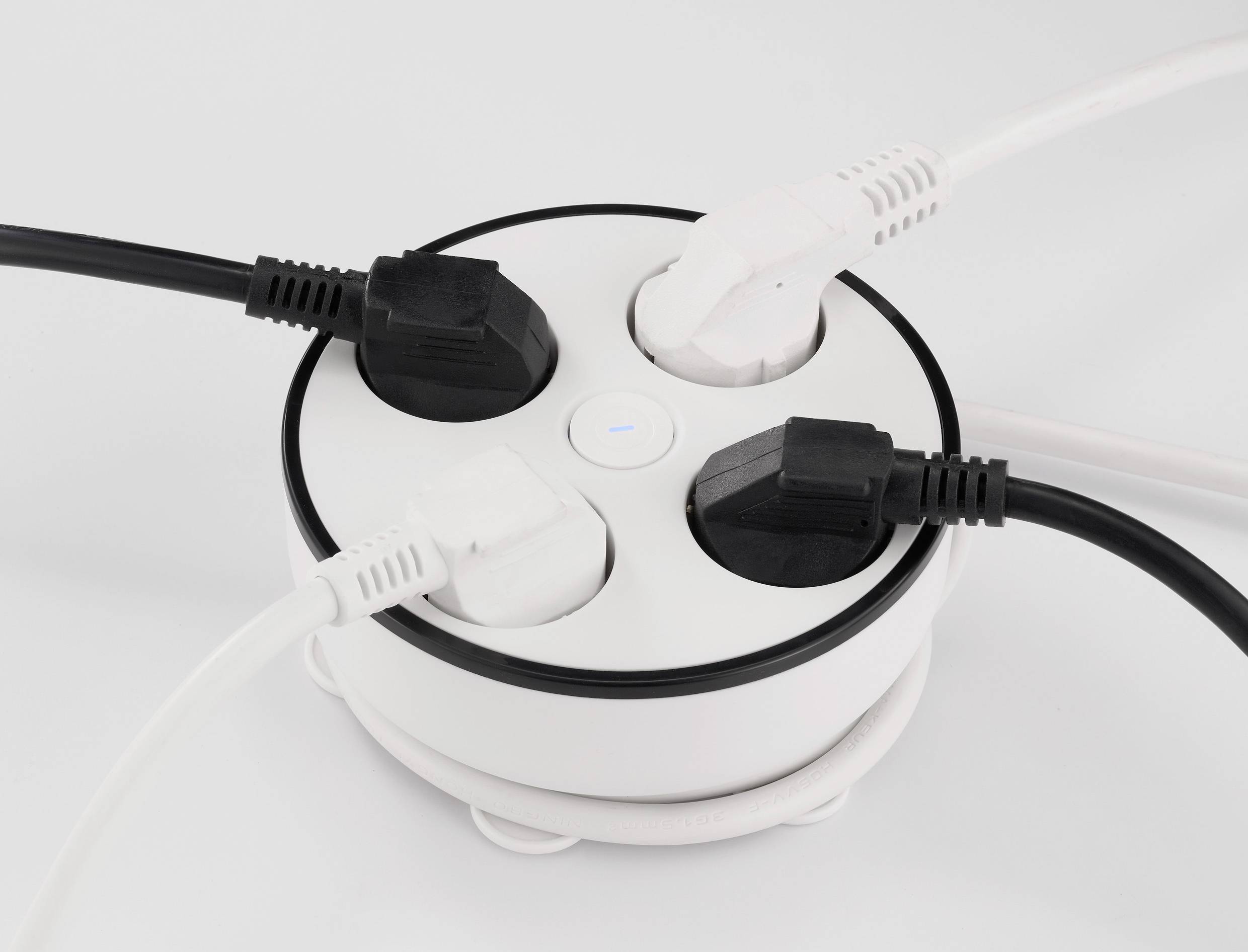 Sygonix SY-5806892 Kabeltrommel 1.50m Weiß Schutzkontakt-Stecker