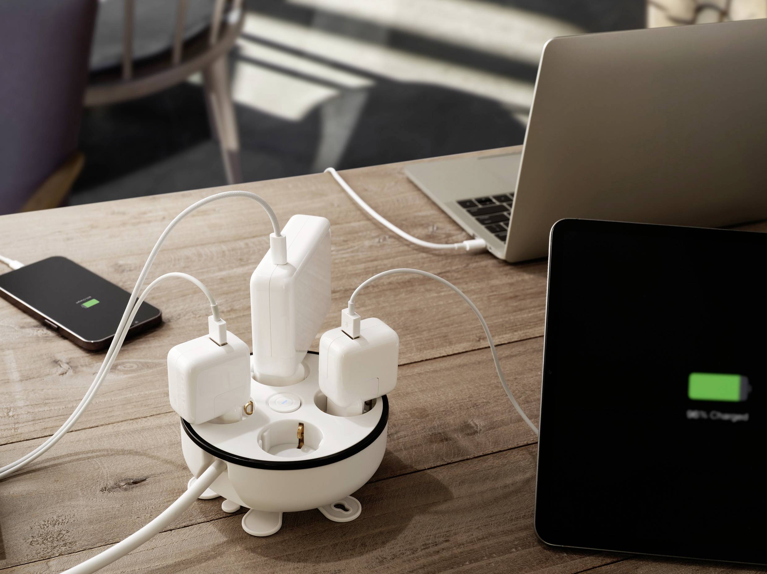 Sygonix SY-5806892 Kabeltrommel 1.50m Weiß Schutzkontakt-Stecker