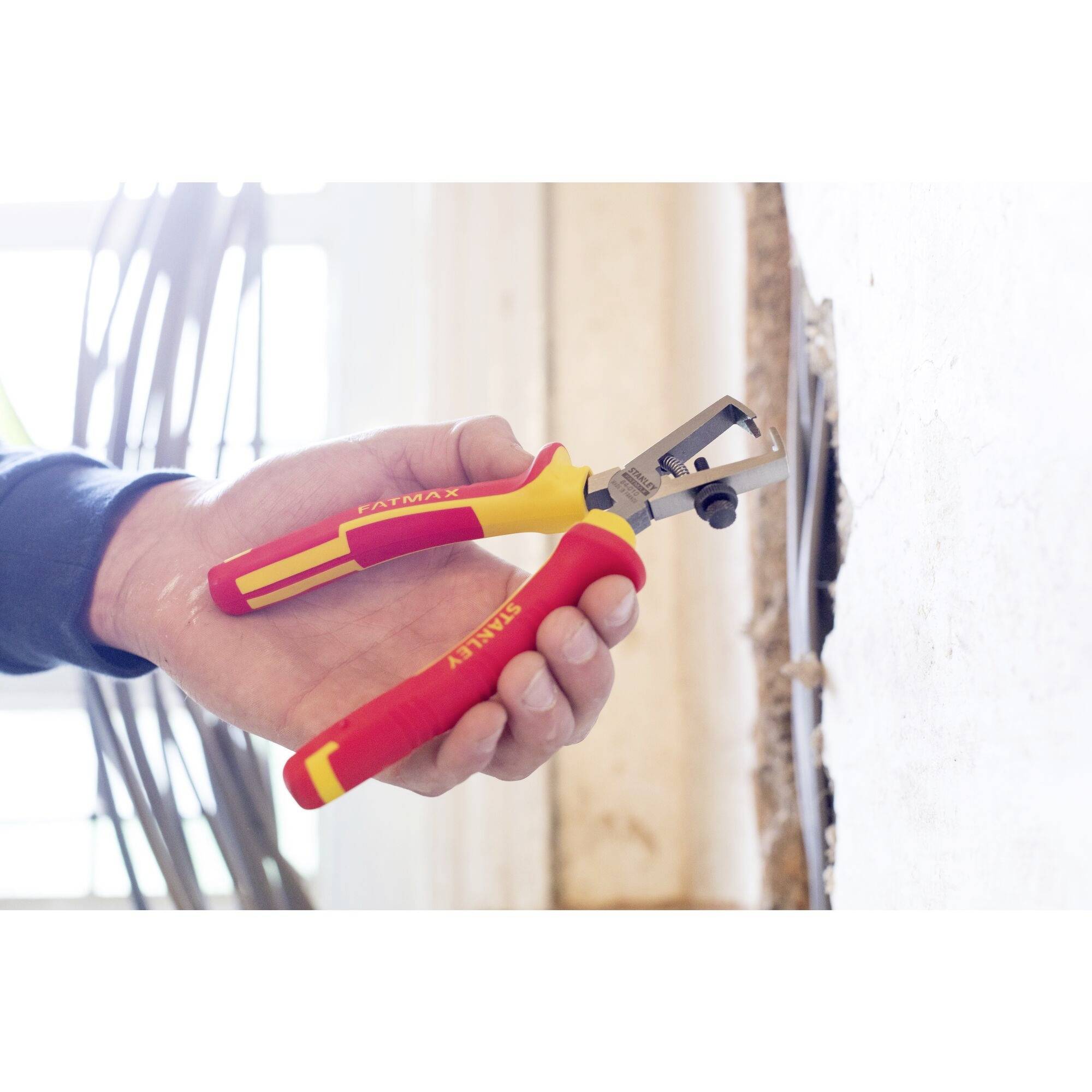 STANLEY 0-84-010 Abisolierzange