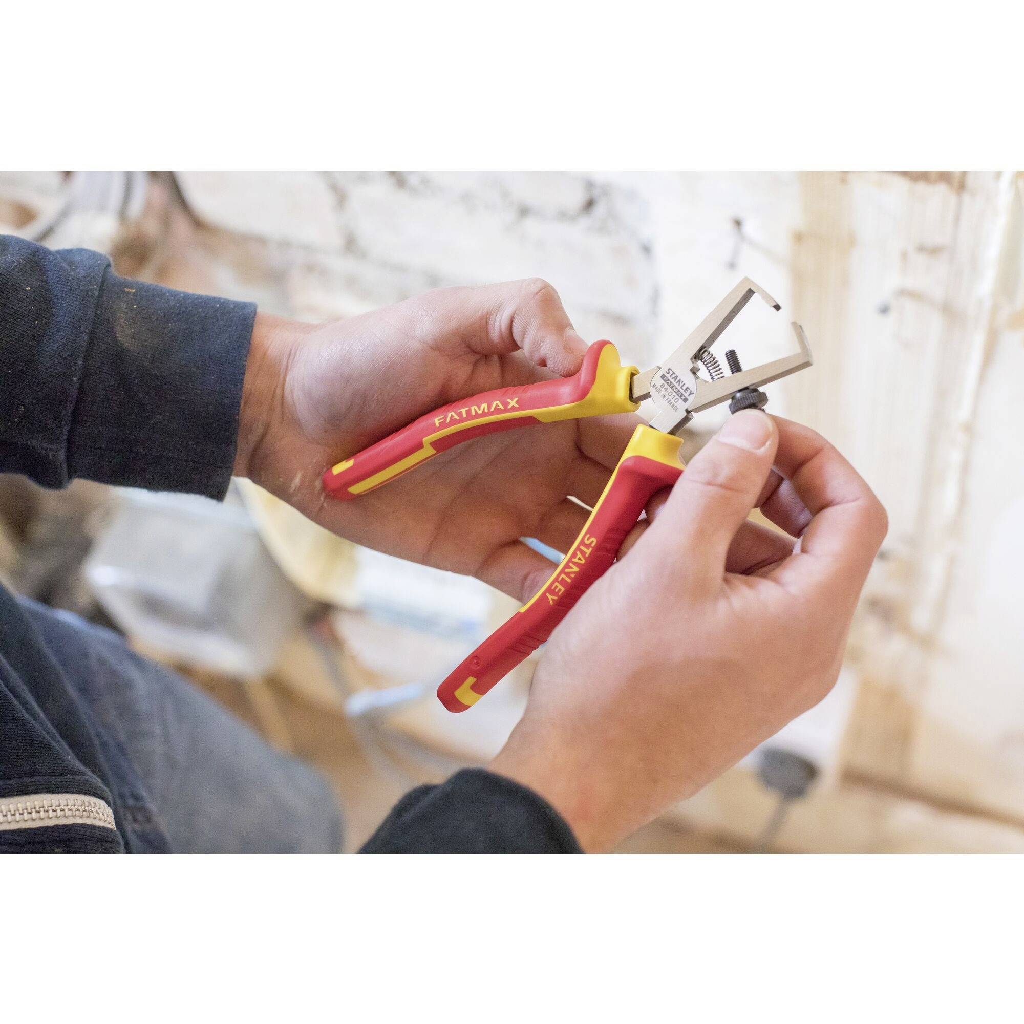 STANLEY 0-84-010 Abisolierzange