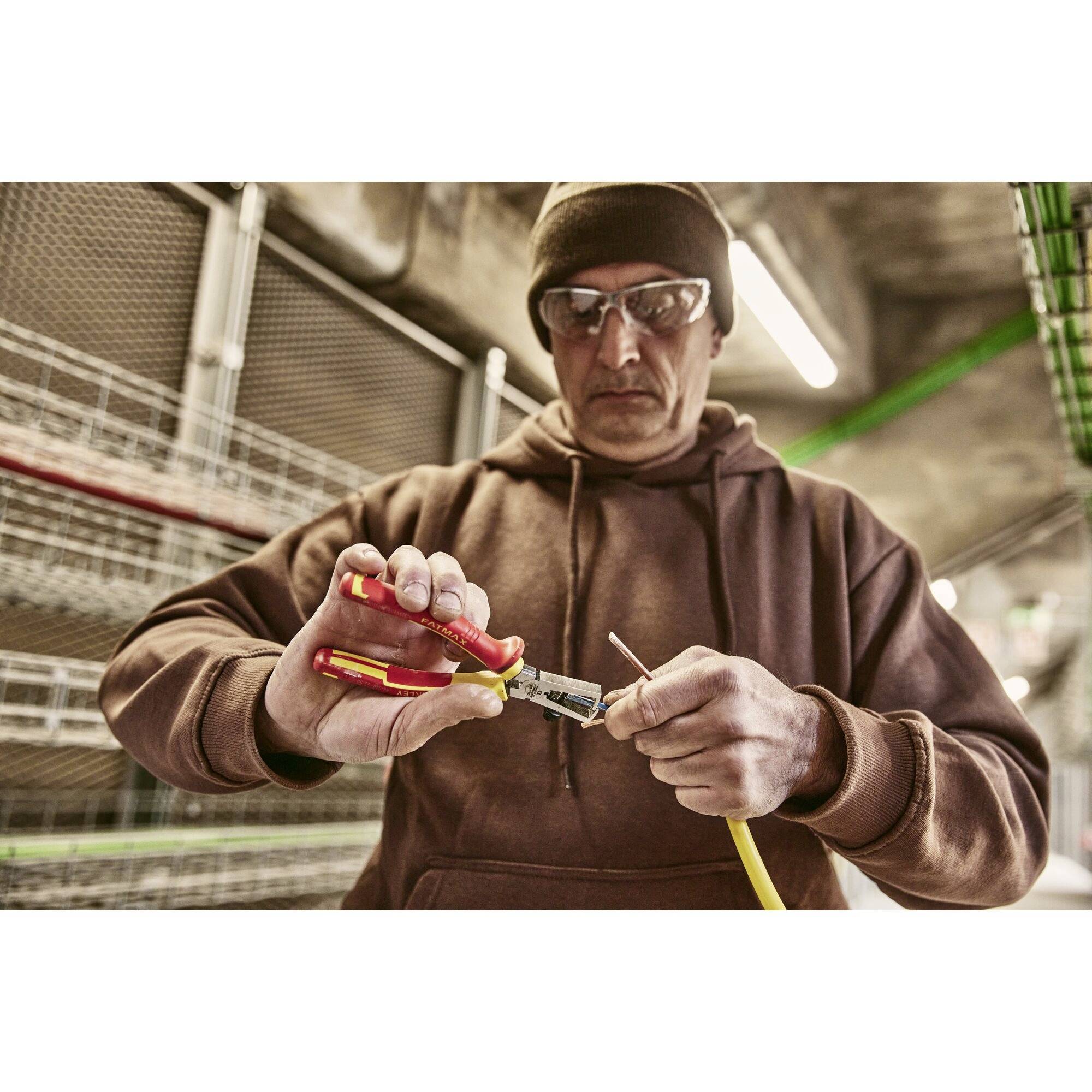 STANLEY 0-84-010 Abisolierzange