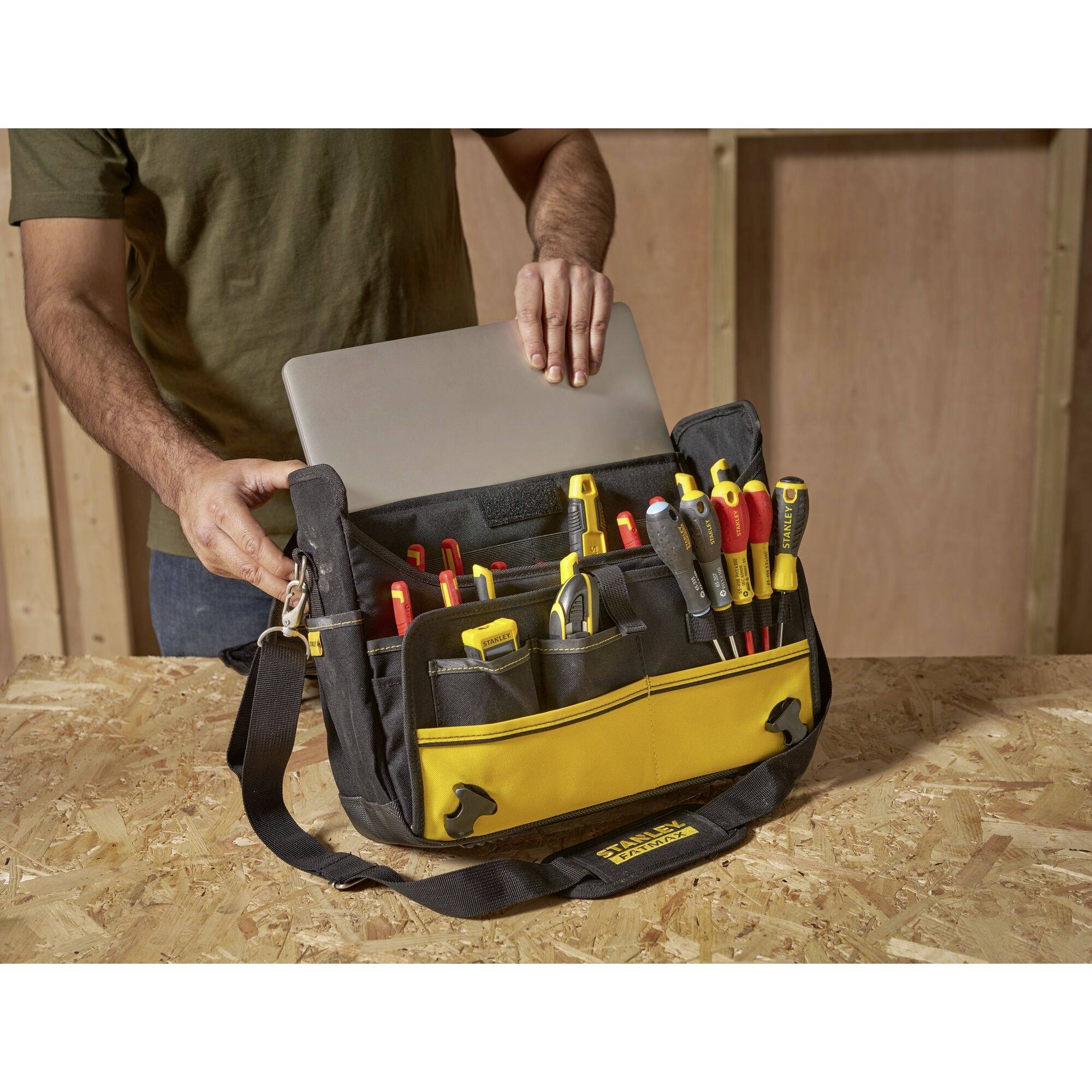 STANLEY FMST1-80149 Werkzeugtasche unbestückt