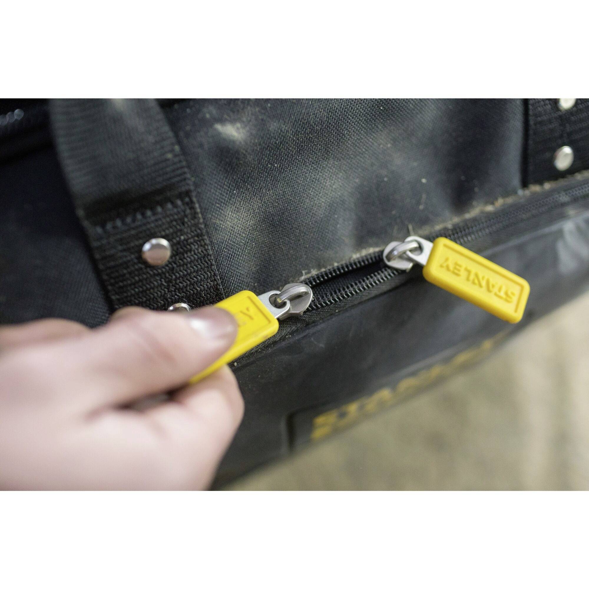 STANLEY FMST1-80144 Werkzeugrucksack unbestückt (L x B x H) 230 x 360 x 470mm