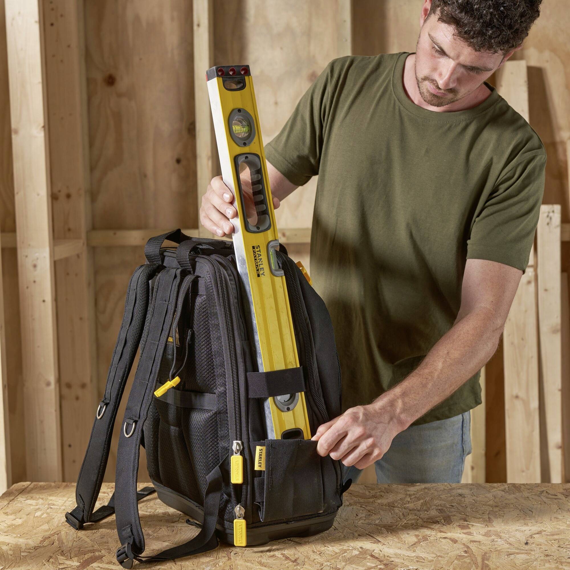 STANLEY FMST1-80144 Werkzeugrucksack unbestückt (L x B x H) 230 x 360 x 470mm