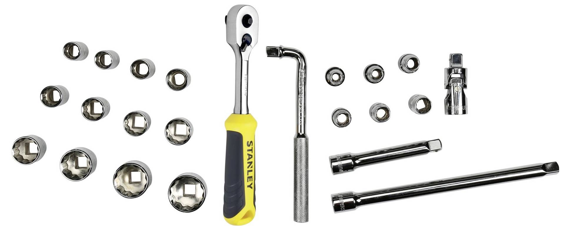 Verschiedene Steckschlüssel und Knarren-Werkzeuge, darunter eine Ratsche mit gelbem Griff und mehrere Verlängerungen, angeordnet auf weißem Hintergrund.