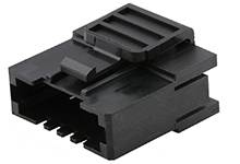 Schwarzer Kunststoffstecker mit mehreren Buchsen, perspektivisch leicht von oben fotografiert.