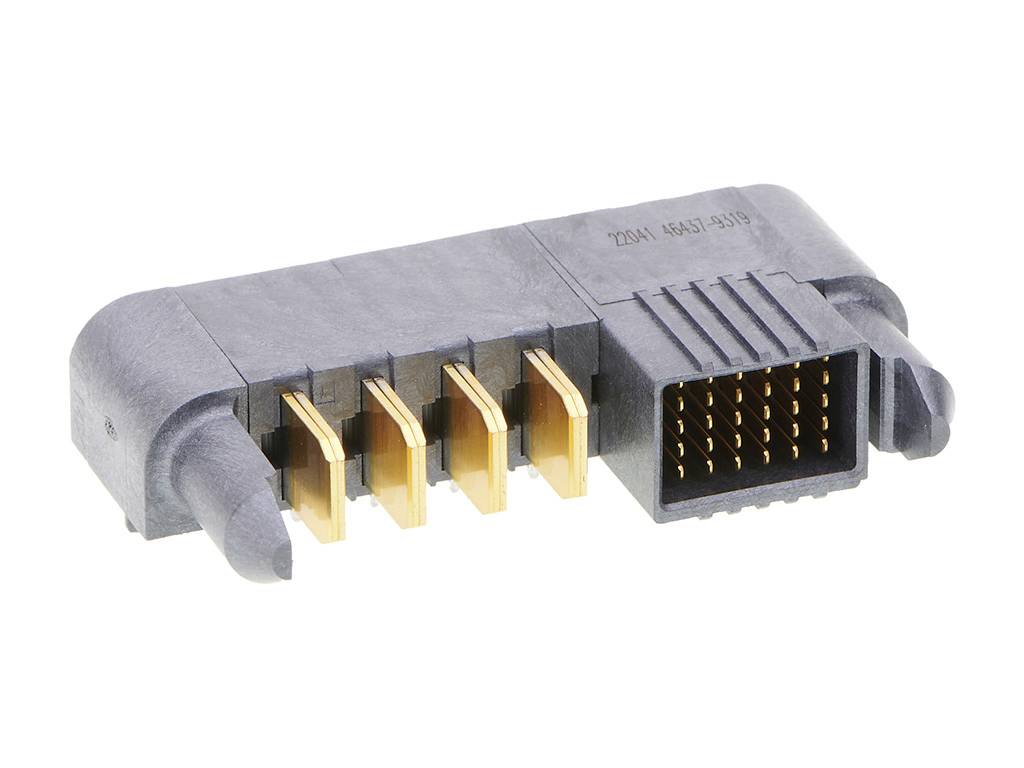 Ein SATA-Stromanschlussadapter mit einer schwarzen Kunststoffhülle und gelben Kontakten, für den Anschluss von Computernetzteilen.