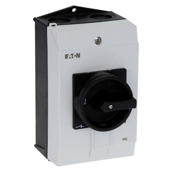 Ein grau-schwarzer Hauptschalter der Marke Eaton, montiert an einer rechteckigen Wandbox, zeigt in der 'Aus'-Position.