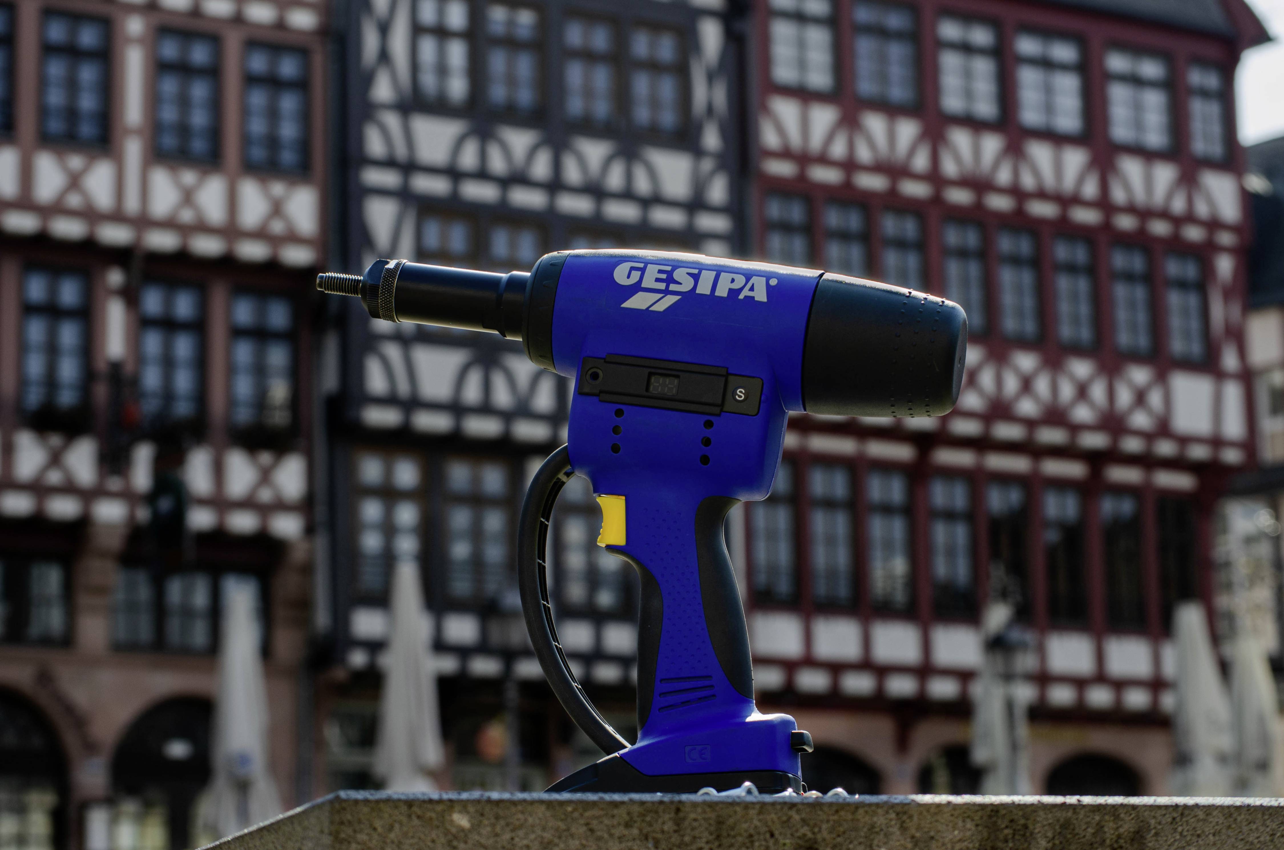 Gesipa 1679671 Akku-Blindnietmuttern-Setzgerät 1St.