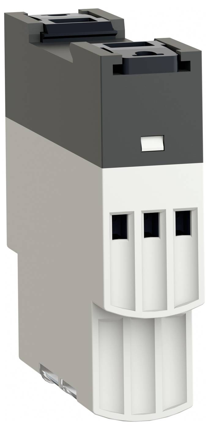 Grauer und weißer Elektrostecker mit drei vorderen Öffnungen, isoliert auf weißem Hintergrund dargestellt.