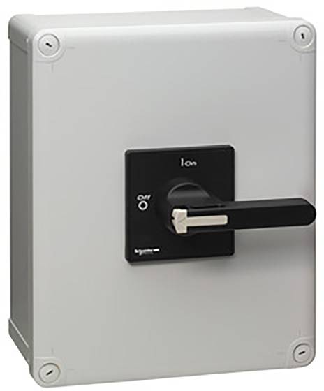 Grauer elektrischer Hauptschalterkasten mit einem schwarzen Hebel, der auf 'I' für eingeschaltet zeigt.