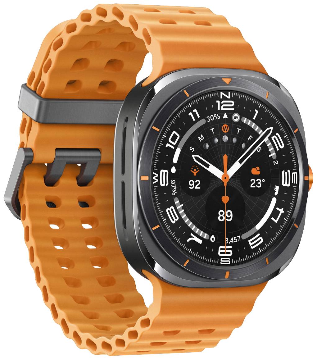 Orangefarbenes Armband einer modernen Smartwatch mit schwarzem Zifferblatt, zeigt Uhrzeit, Wetter und Fitnessdaten an.