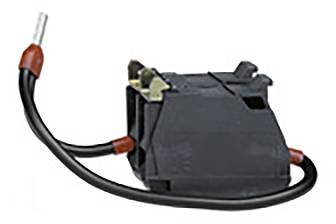 Ein schwarzer elektrischer Schalter mit verbundenem Kabel und Metallanschlüssen.