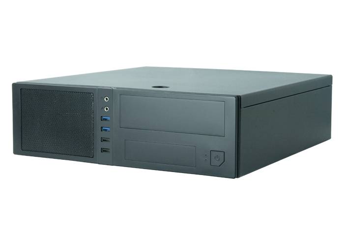 Ein schwarzer Desktop-Computer mit USB-Anschlüssen und einem Power-Knopf an der Vorderseite.