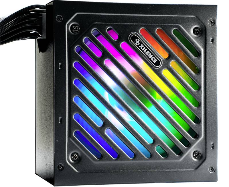Computer-Netzteil mit RGB-Beleuchtung; Lüfter sichtbar hinter Gitter. Schwarzes Gehäuse, Stromkabel auf der linken Seite.