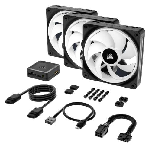 Drei Computerlüfter, schwarze Gehäuse, mit Kabeln und Schrauben. Zubehör für den Einbau und Anschluss an den PC.
