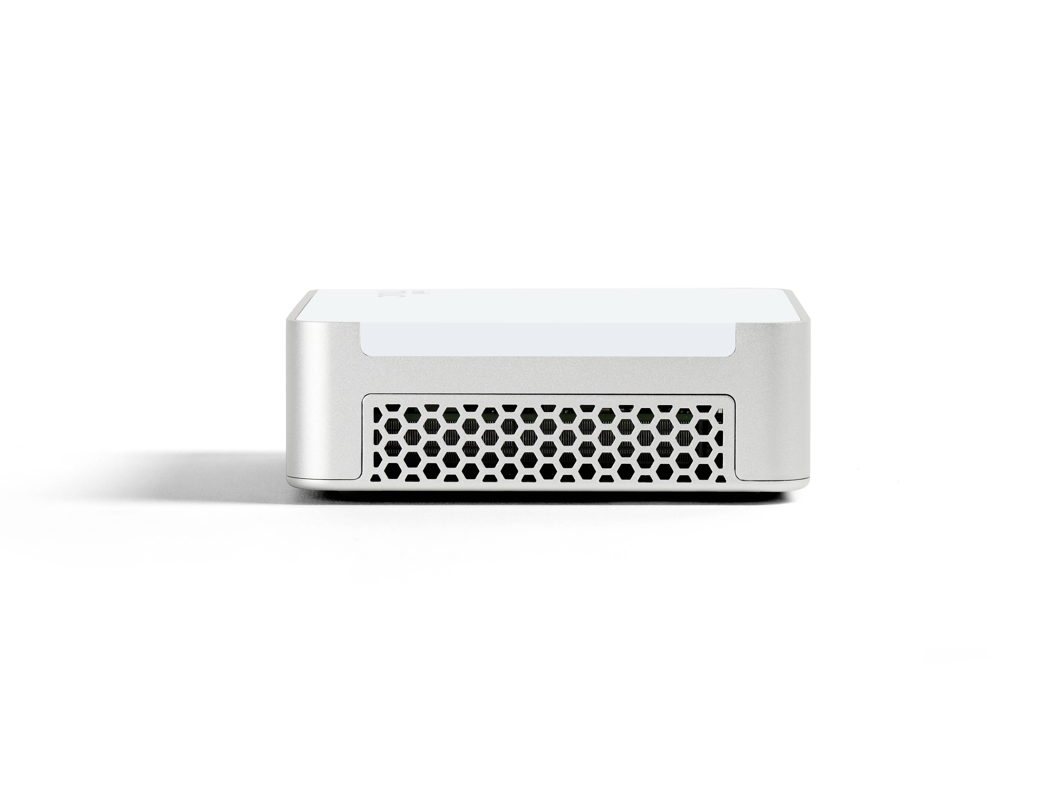 Intel Barebone RNUC13VYKI70002 () Intel® Core™ i7 i7-1360P Iris Xe Graphics FreeDOS RNUC13VYKI70002