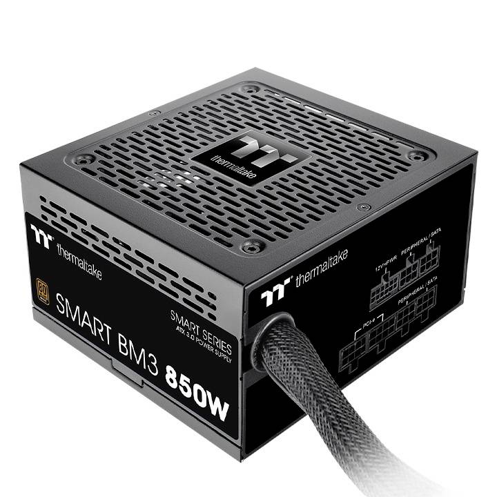Netzteil Thermaltake Smart BM3, 850W, modulare Kabel. Geeignet für leistungsstarke PCs. Schwarzes Design mit belüfteter Oberseite.