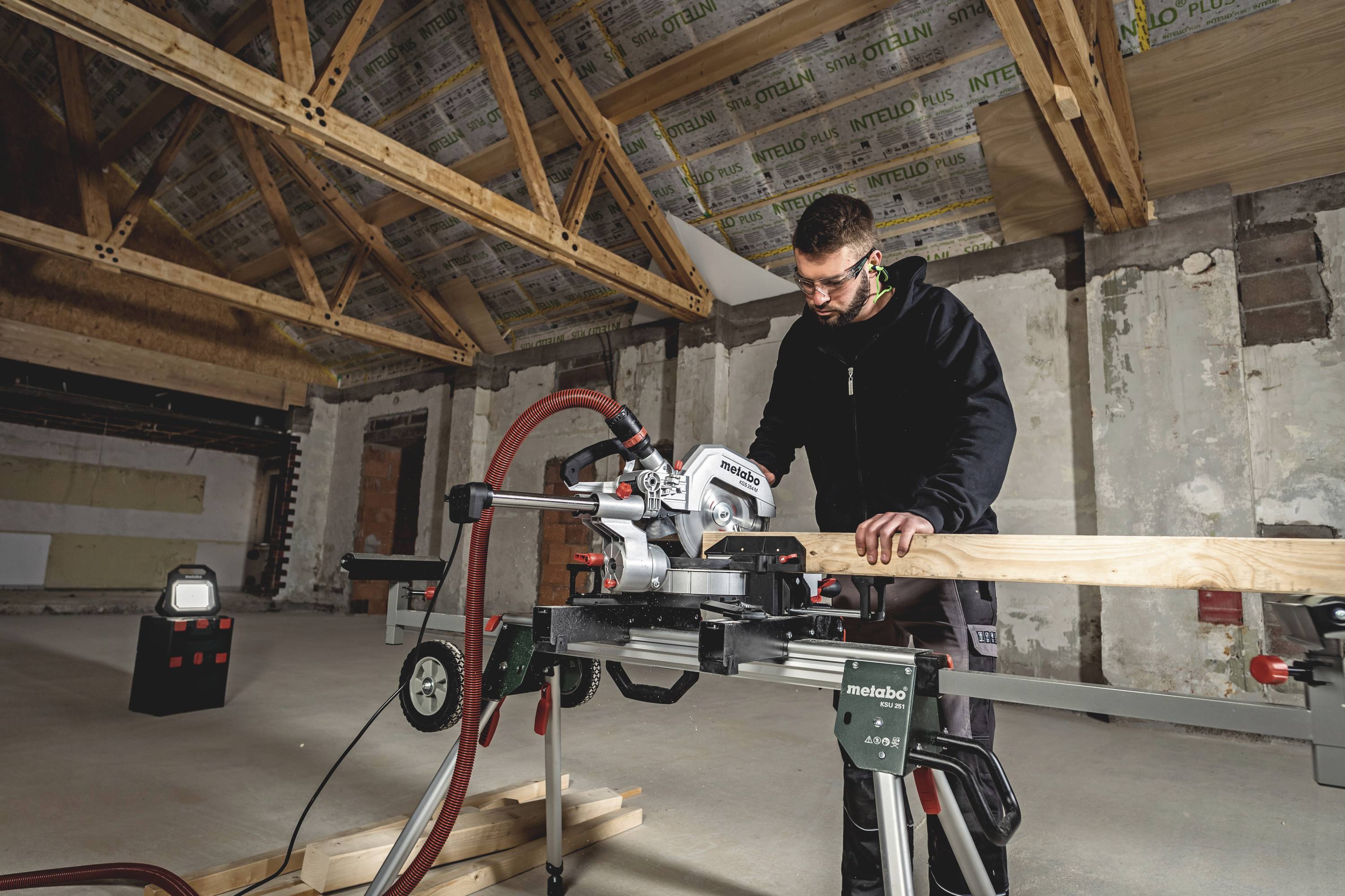 Metabo 613254000 Kappsäge 254mm 30mm 1450W