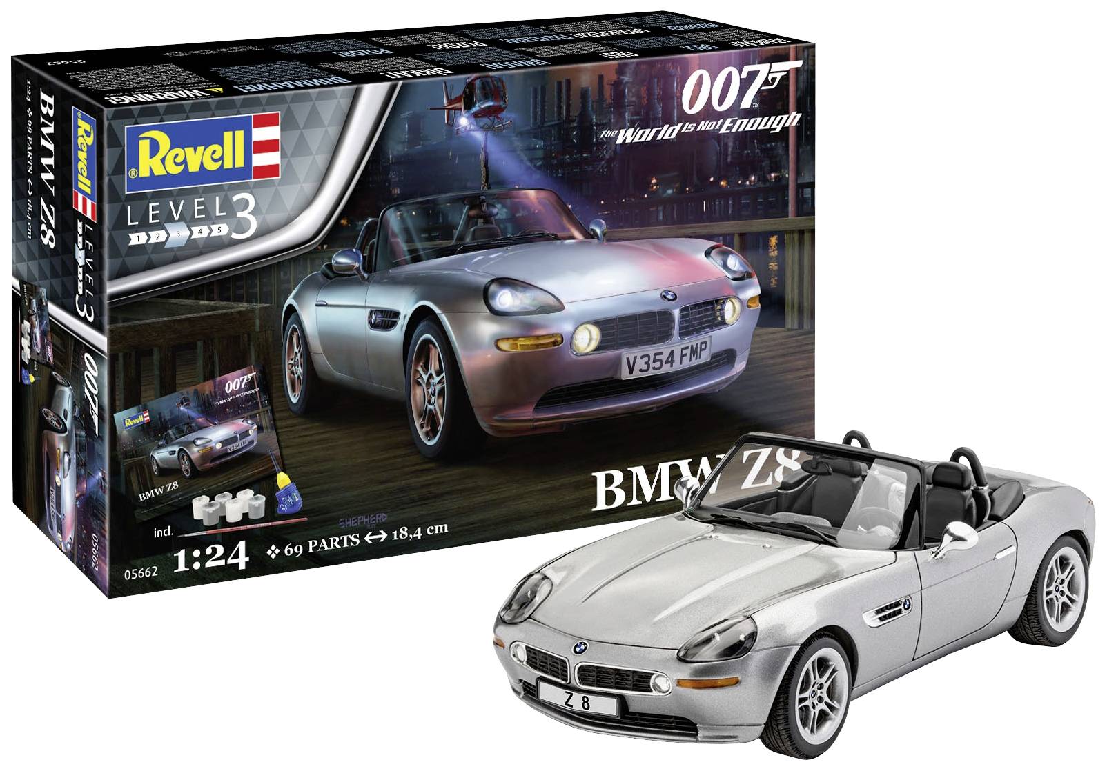 Modellbausatz eines silbernen BMW Z8 aus dem Film 'Die Welt ist nicht genug' von Revell, Maßstab 1:24, mit Verpackung im Hintergrund.