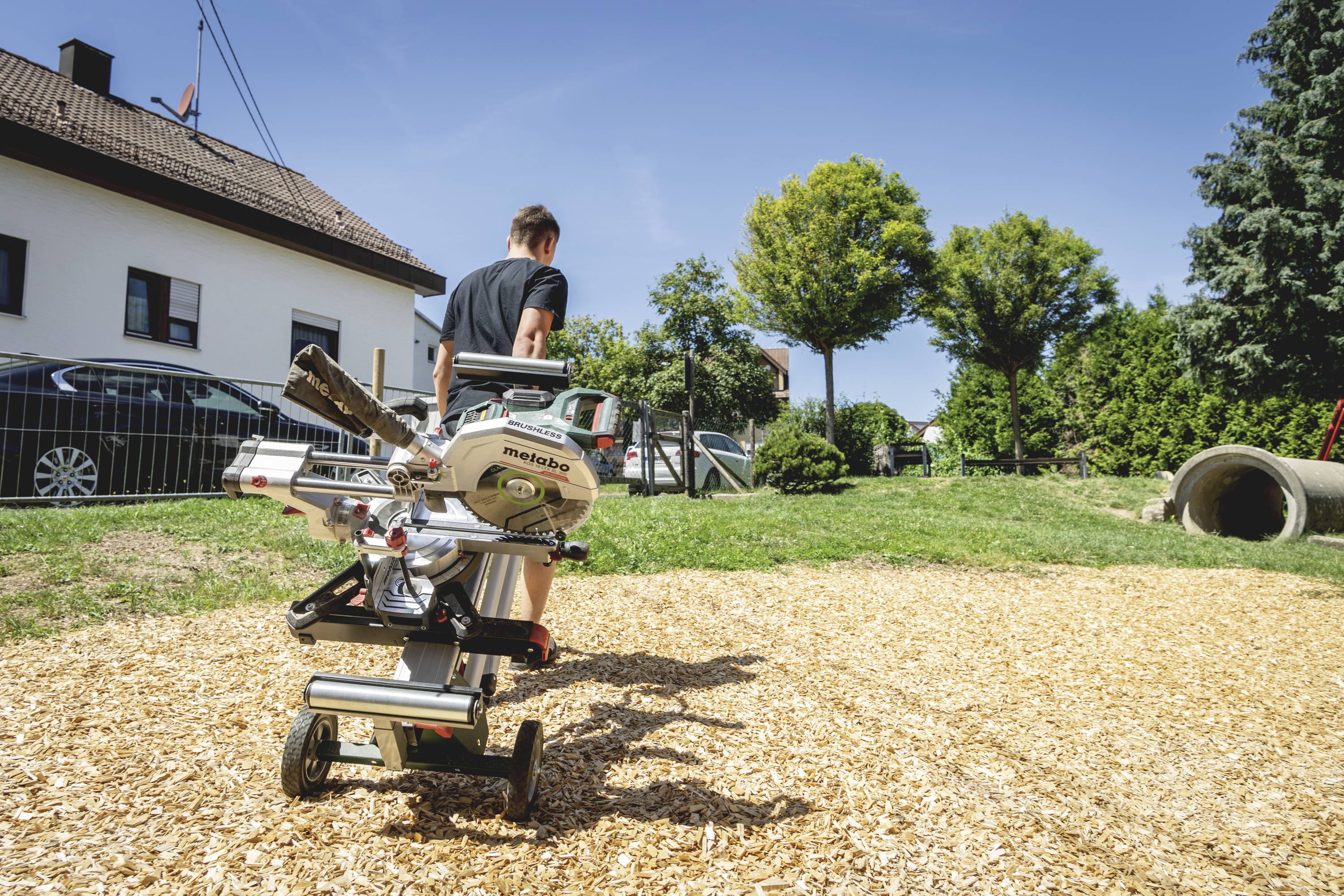 Metabo 614305810 Akku-Kappsäge inkl. 2. Akku, inkl. Ladegerät 305mm 30mm