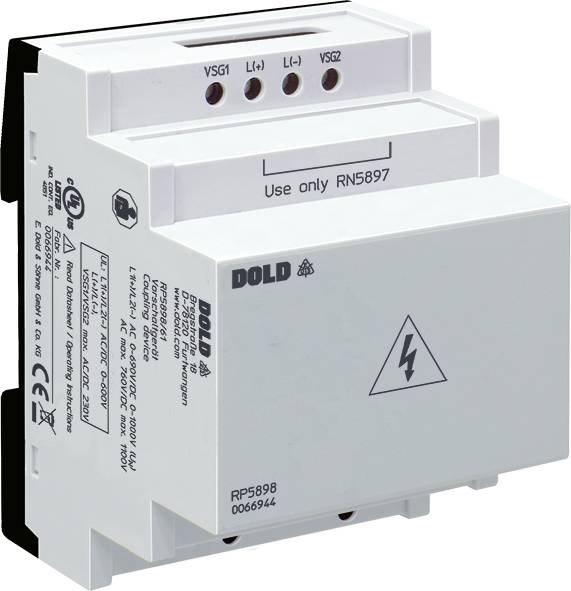 Elektrisches Gerät in Gehäuse mit verschiedenen Anschlussmöglichkeiten und Warnsymbol für gefährliche Spannung. Aufschrift 'Use only RN5897'.