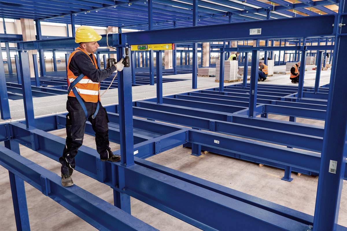 Stabila TECH 196M DL 19820 Digitale Wasserwaage mit Magnet, mit Rutschstopper, inkl. Tasche 183cm 0.5 mm/m