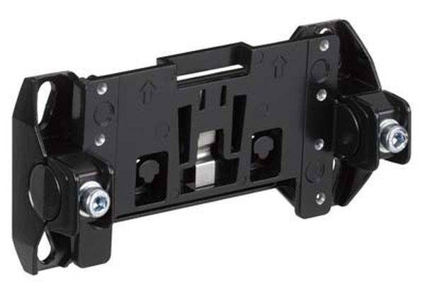 Ein schwarzer, rechteckiger Steckverbinder mit Schraubanschlüssen. Hauptsächlich aus Plastik und Metall, wird für die Befestigung verwendet.