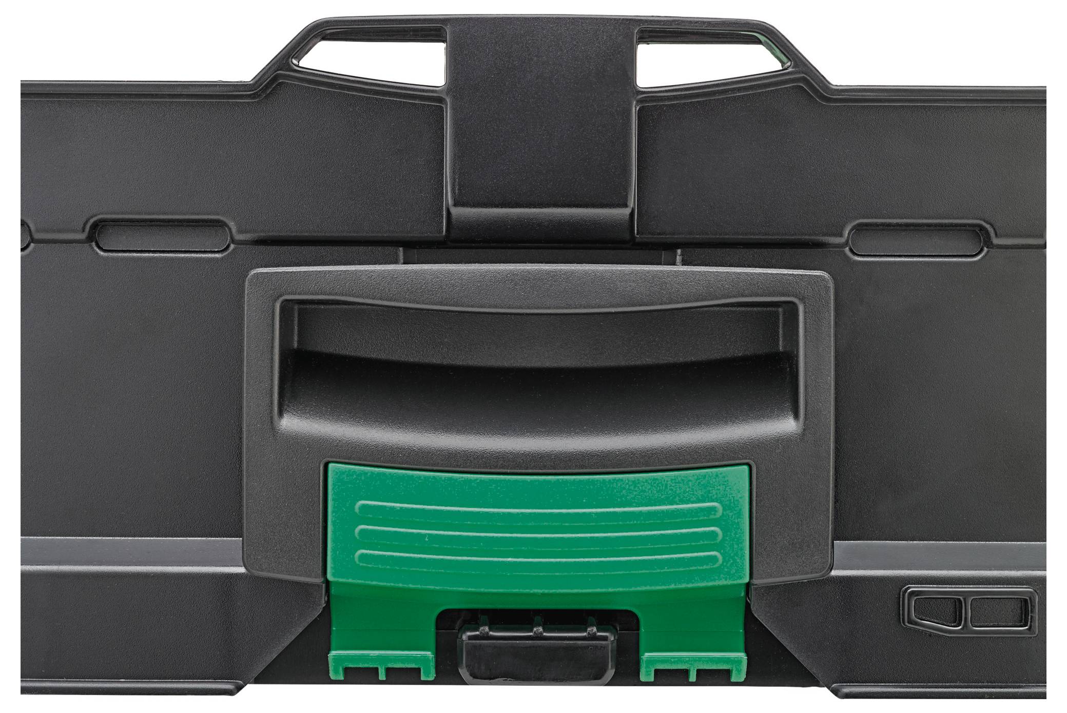 Eine Nahaufnahme eines schwarzen und grünen Werkzeugkoffergriffs und einer Verriegelung, die seinen sicheren Verschlussmechanismus zeigt.