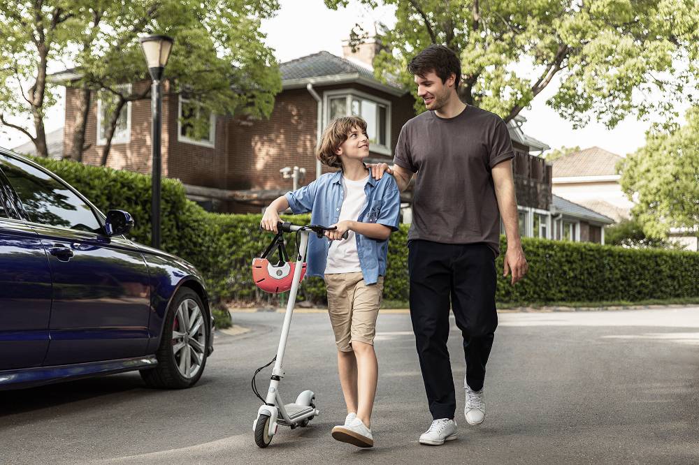 Segway Ninebot ZING C10 E-Scooter Li-Ion Straßenzulassung: Nein